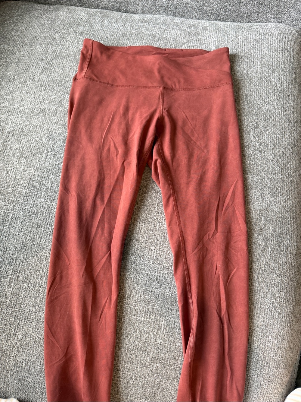 Lululemon front cross Leggings